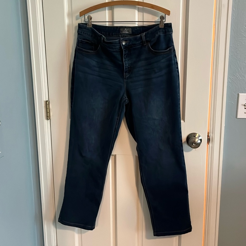 Chico’s boot cut So lifting jeans
